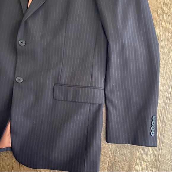Jos A Bank Slim Fit Suit & Pant - Picture 3 of 5